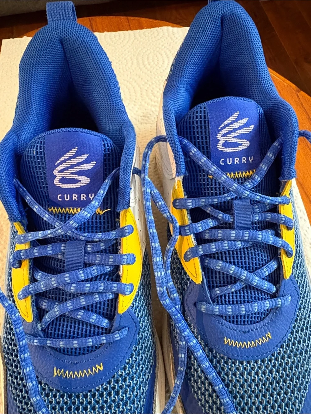 Under Armour Curry Blue and Yellow Kids Sneakers - Athletic Trainers Size 6.5Y